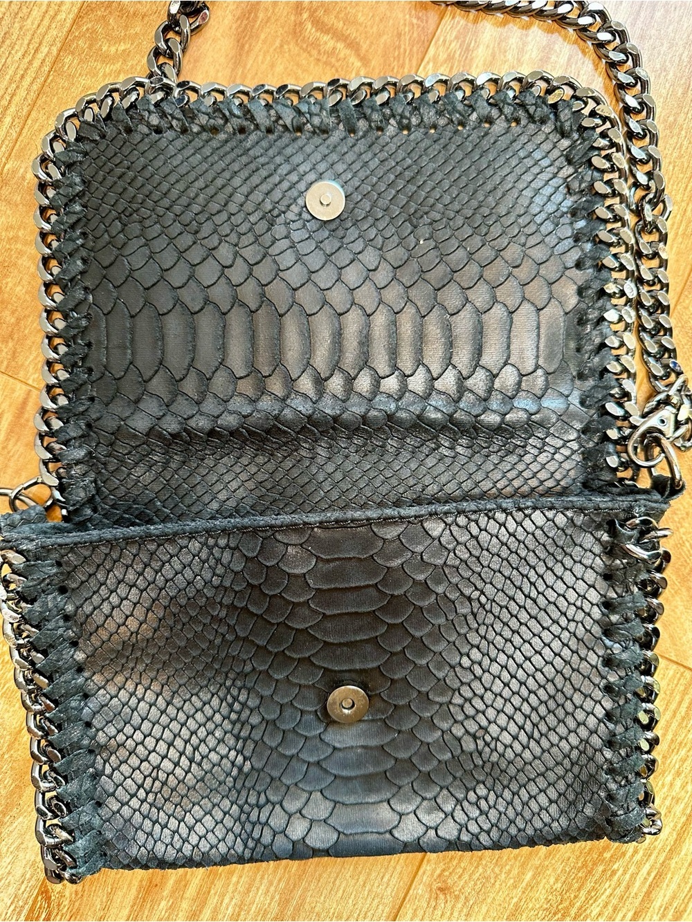 Italian Leather Python Embossed Chain Crossbody - Picture 3 of 9